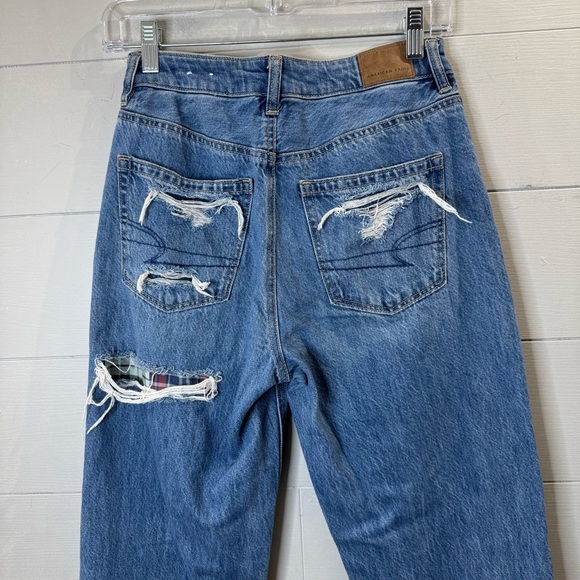 American Eagle | Women's Mom Straight Jean Size 2 - Picture 9 of 14